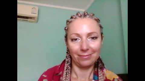 ValleriWind online show from 02-11-25, 04:11