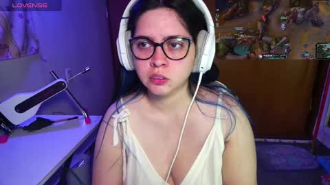 Im Violet online show from 02-08-25, 07:59