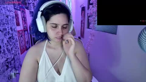 Im Violet online show from 09-12-25, 03:28