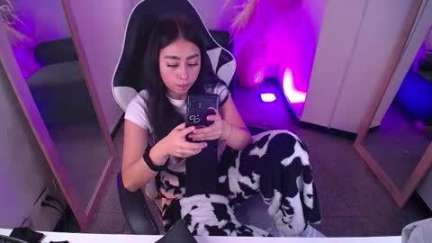 vallolett__ online show from 03-09-26, 08:24