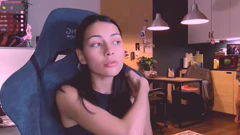 Little Devil online show from 10-21-25, 05:13