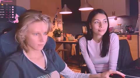 Little Devil online show from 10-25-25, 04:35