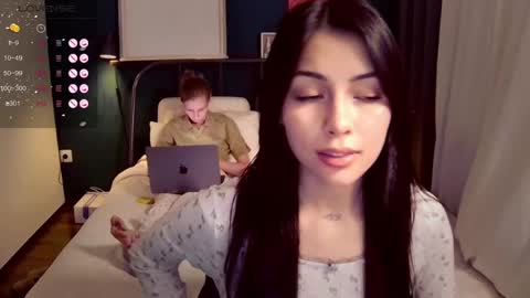 Snapshot of valorant_girl chatting on 04-20-26, 05:59 Little Devil online show from 04-20-26, 05:59