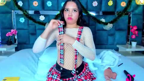 Snapshot of valtira_nova chatting on 12-20-25, 07:21 valtira nova online show from 12-20-25, 07:21