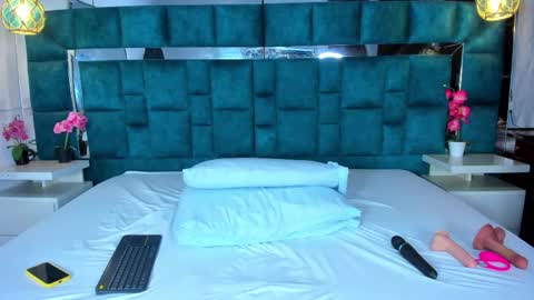 Snapshot of valtira_nova chatting on 01-17-26, 07:17 valtira nova online show from 01-17-26, 07:17