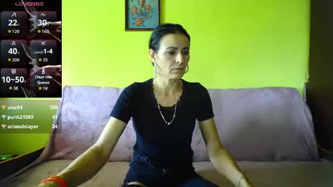 Snapshot of valysexybarbie chatting on 07-23-26, 10:35 valentina online show from 07-23-26, 10:35