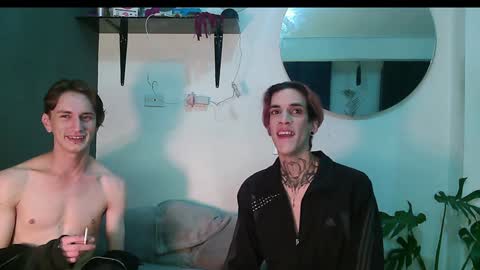 Snapshot of vamp_noah chatting on 01-25-25, 11:54 Vamp Noah and Dan online show from 01-25-25, 11:54