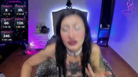 Snapshot of vampirella_crazy chatting on 09-13-25, 05:07 Valeria online show from 09-13-25, 05:07