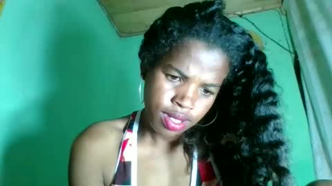Snapshot of vanafiry chatting on 06-07-26, 10:52 vanafiry online show from 06-07-26, 10:52