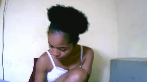 Snapshot of vanah344375 chatting on 09-12-25, 11:32 vanah344375 online show from 09-12-25, 11:32
