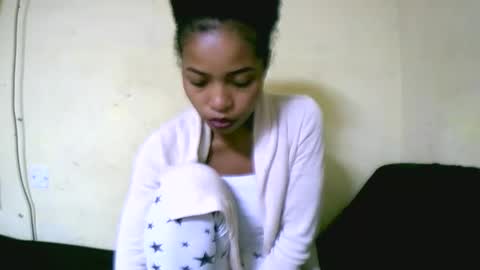 Snapshot of vanah344375 chatting on 09-14-25, 08:13 vanah344375 online show from 09-14-25, 08:13