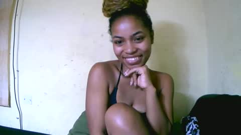 Snapshot of vanah344375 chatting on 09-25-25, 11:41 vanah344375 online show from 09-25-25, 11:41
