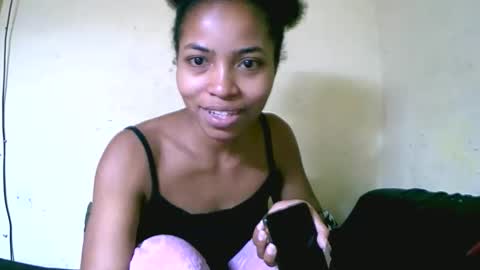 Snapshot of vanah344375 chatting on 09-27-25, 03:39 vanah344375 online show from 09-27-25, 03:39
