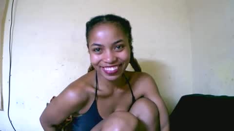 Snapshot of vanah344375 chatting on 09-30-25, 12:54 vanah344375 online show from 09-30-25, 12:54