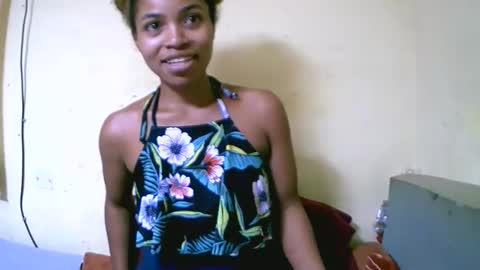 Snapshot of vanah344375 chatting on 10-16-25, 07:26 vanah344375 online show from 10-16-25, 07:26