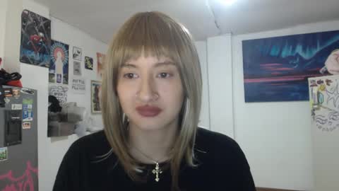 Snapshot of vandalovee chatting on 01-12-25, 01:21 Babi Alu online show from 01-12-25, 01:21
