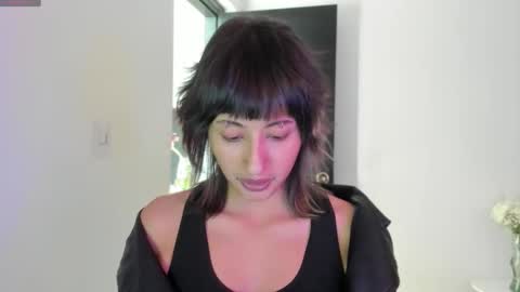 Snapshot of vandalovee chatting on 01-11-26, 08:14 Babi Alu online show from 01-11-26, 08:14