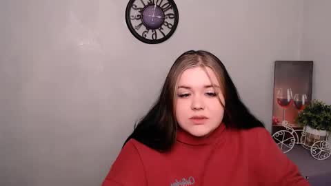 Snapshot of vandaray_ chatting on 03-08-25, 01:14 Vanda online show from 03-08-25, 01:14