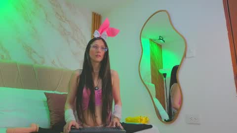 vane_coral online show from 03-30-26, 11:44