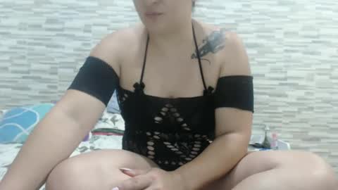 Snapshot of vanedulce chatting on 09-27-25, 03:44 vanedulce online show from 09-27-25, 03:44