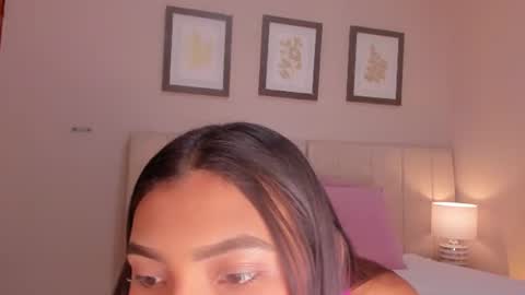 Snapshot of vanessa__cb chatting on 06-16-26, 11:35 vanessa__cb online show from 06-16-26, 11:35