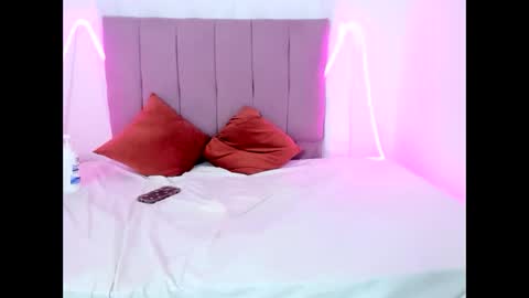 vanessa_andrea online show from 11-29-25, 10:46