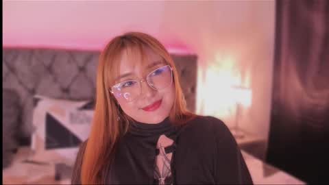 Snapshot of vanessa_blake chatting on 10-24-25, 02:52 Vane online show from 10-24-25, 02:52