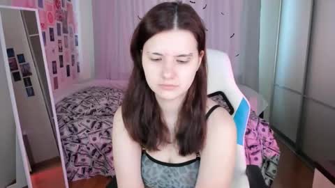 Vanessa online show from 04-12-26, 05:23