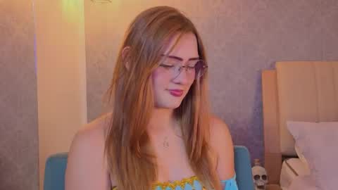 Snapshot of vanessa_foxyy chatting on 07-03-26, 08:26 vanessa_foxyy online show from 07-03-26, 08:26