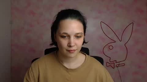 Snapshot of vanessa_lissme chatting on 05-11-26, 02:45 Vanessa online show from 05-11-26, 02:45