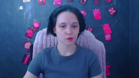 Snapshot of vanessa_lissme chatting on 05-13-26, 11:18 Vanessa online show from 05-13-26, 11:18