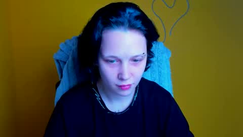 Snapshot of vanessa_lissme chatting on 05-17-26, 11:17 Vanessa online show from 05-17-26, 11:17