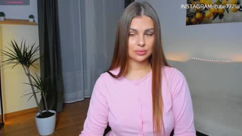 vanessa_moonn online show from 10-12-25, 01:54