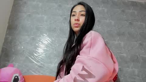 Snapshot of vanessaadol chatting on 03-02-25, 09:21 vanessaadol online show from 03-02-25, 09:21