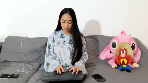 Snapshot of vanessaadol chatting on 02-25-26, 09:19 vanessaadol online show from 02-25-26, 09:19