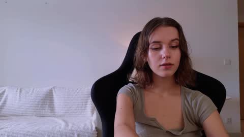 vanessa online show from 12-22-24, 05:01