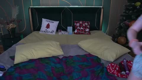 vanessabeautyy online show from 12-15-24, 03:13