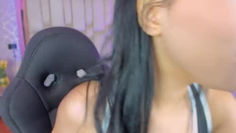 vanessaduval online show from 09-15-25, 03:50