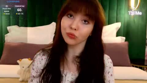 Vanessa online show from 02-25-26, 05:22