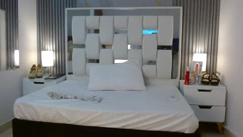 Snapshot of vanessahard_as chatting on 09-28-25, 03:28 Vanessa Hard online show from 09-28-25, 03:28