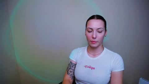 Vanessa online show from 12-25-24, 12:48