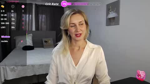 Snapshot of vanessakleiner chatting on 09-24-25, 01:36 Vanessa online show from 09-24-25, 01:36