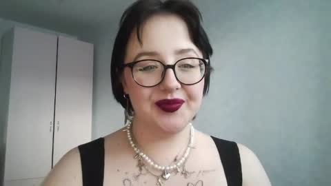 Snapshot of vanessashadow chatting on 04-27-26, 02:37 vanessashadow online show from 04-27-26, 02:37