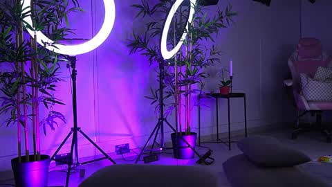 Vanessa Simon online show from 01-11-25, 12:40