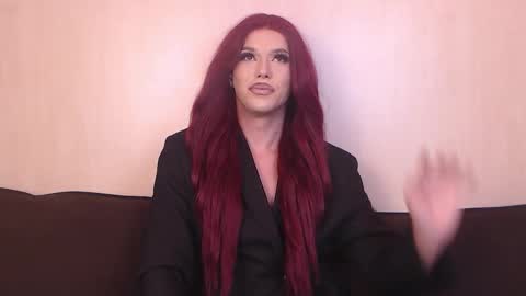 Snapshot of vanessaviperr chatting on 09-17-25, 10:33 Vanessa online show from 09-17-25, 10:33