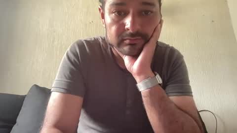 Snapshot of vangelux chatting on 06-25-26, 07:18 Arcangel online show from 06-25-26, 07:18