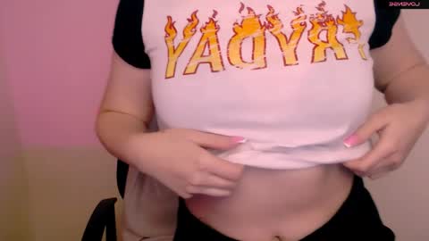 Snapshot of vanillaex_ chatting on 04-09-26, 06:24 Mia online show from 04-09-26, 06:24