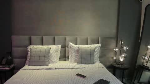 VANNA  online show from 11-06-25, 08:43