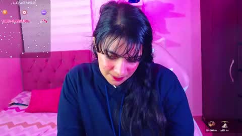 Vanesa online show from 01-05-25, 12:09