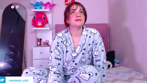 Snapshot of vannessa_shy chatting on 12-17-25, 03:56 Vanesa online show from 12-17-25, 03:56